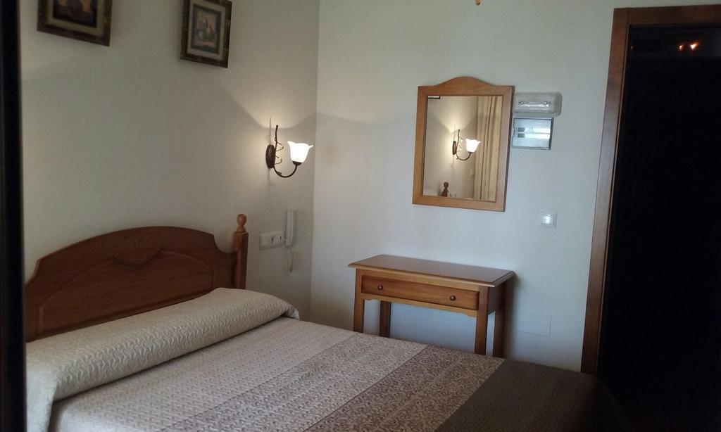 Hotel Las Flores โตล็อกซ์ ภายนอก รูปภาพ
