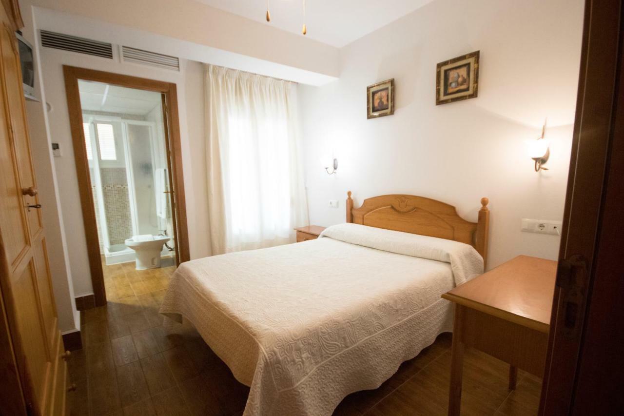 Hotel Las Flores โตล็อกซ์ ภายนอก รูปภาพ